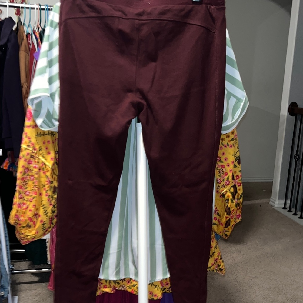 Mudd Deep Red Leggings - Picture 5 of 5